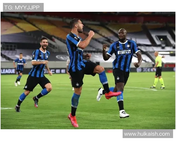 国米与比达尔的激烈对决揭示意甲新赛季的竞争格局与战术博弈 国米与比达尔的激烈对决揭示意甲新赛季的竞争格局与战术博弈