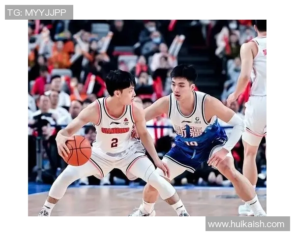 广东与新疆总决赛现场激情四溢球迷热情助阵巅峰对决