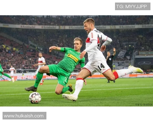 曼联迎战斯图加特期待重返巅峰展现强大实力与团队默契 曼联迎战斯图加特期待重返巅峰展现强大实力与团队默契