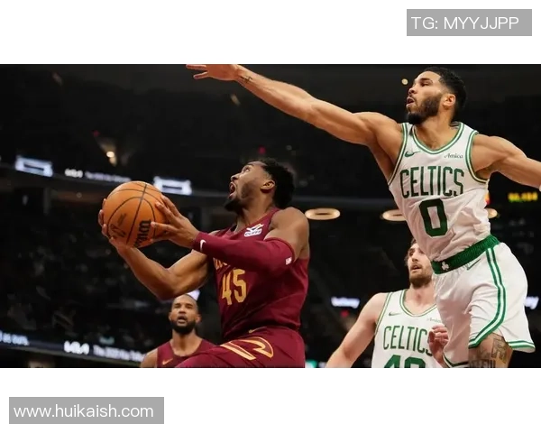 维快速与比利亚雷的激烈对决展现足球魅力与团队精神